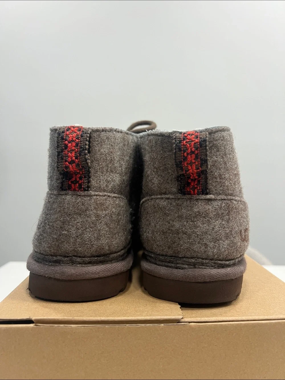 UGG Refelt Neumel Women’s size 9